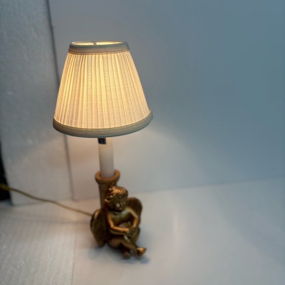 Vintage Gold Cherub Table Lamp With Pleated Shade Small - Picture 3 of 12